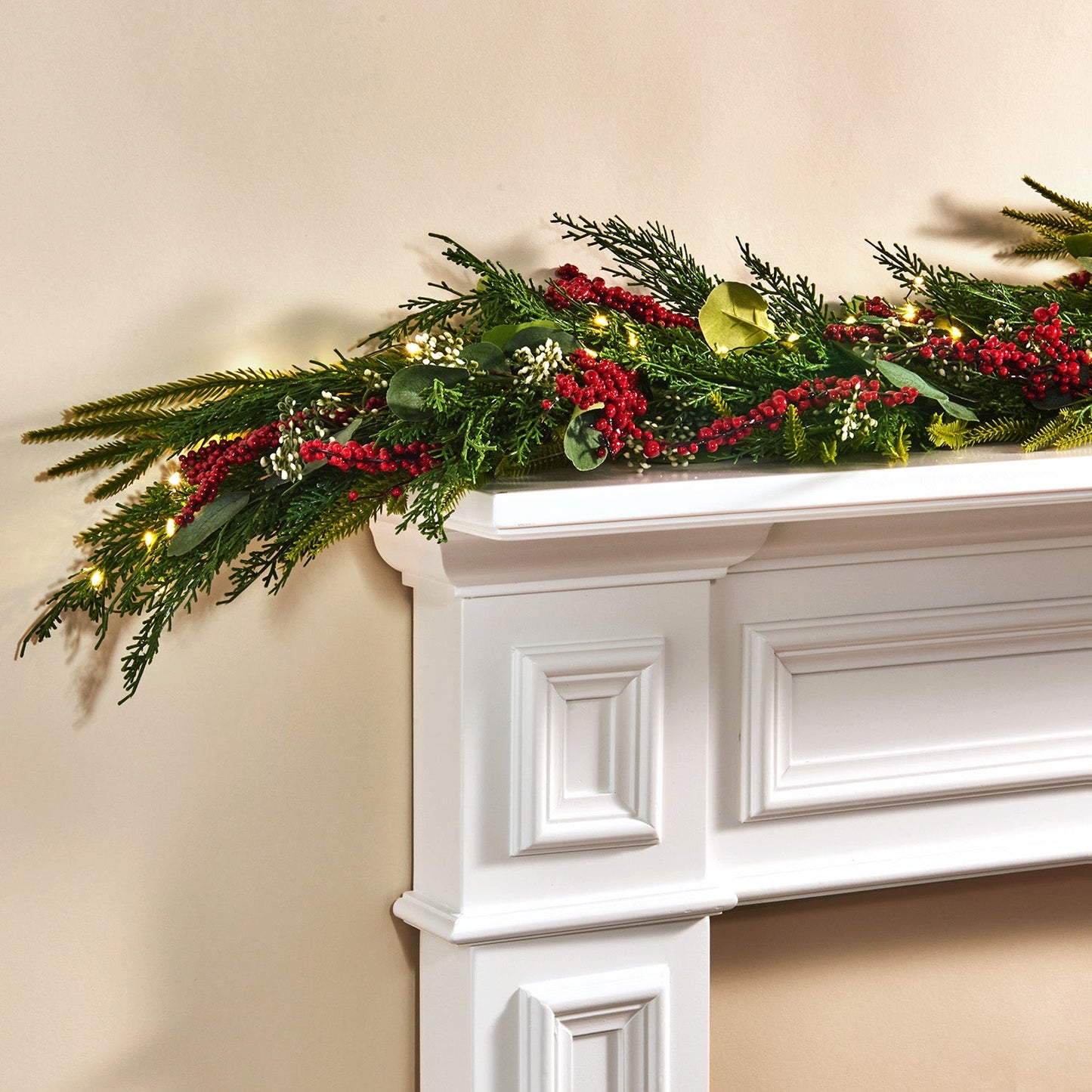 Decor Hut| Winterberry and Greenery Garland with 100 LEDs